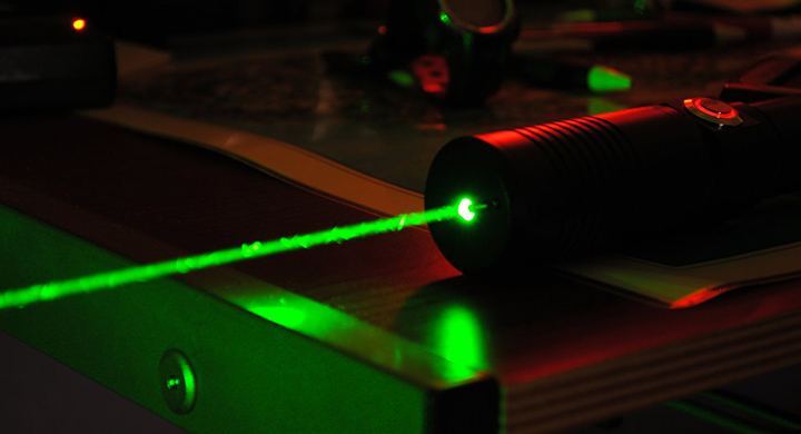 application de pointeur laser